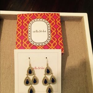 Stella and dot bundle