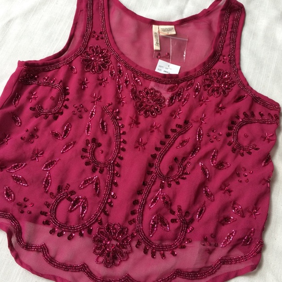 Passport Tops - 🎉HP🎉 Burgundy beaded sheer crop tank top new $34