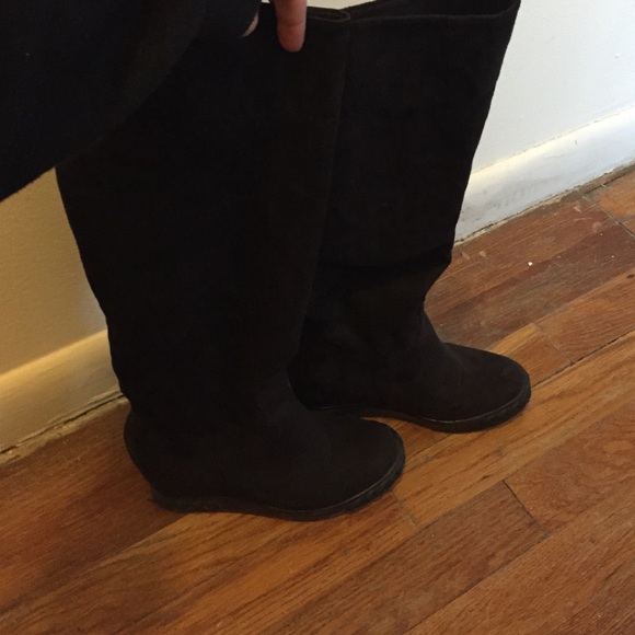 Wedge, black, suede-like boots.