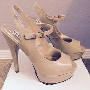 Steve Madden Pumps