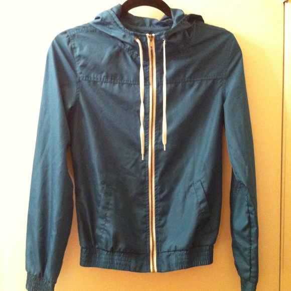 Zumiez windbreaker