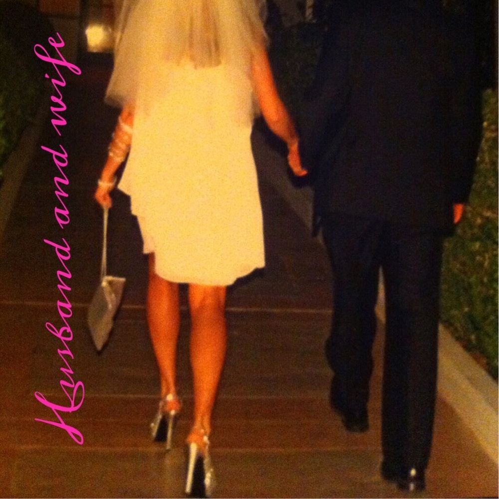 Stuart Weitzman limited edition heels🍸Host pick - Picture 2 of 4