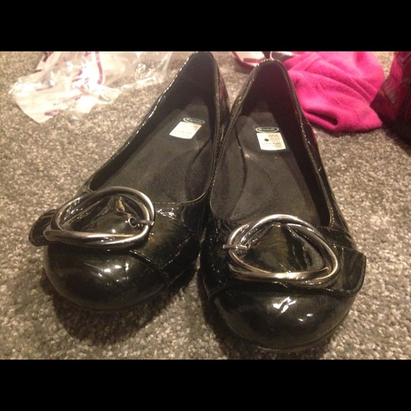 Black flats!
