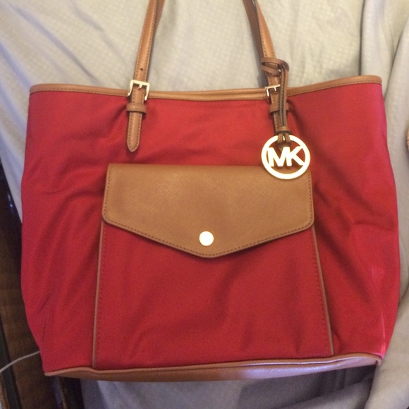 Large Michael Kors Jet Set tote