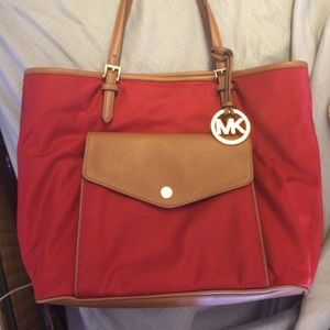 Large Michael Kors Jet Set tote