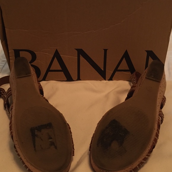 Banana Republic brown /tan wedges -size 6 - Picture 4 of 4