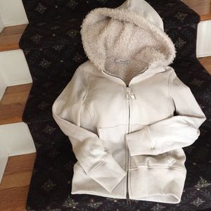 Doing fleece sweatshirt with hoodie