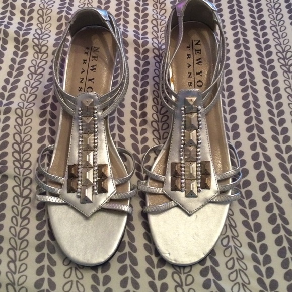 Fancy silver wedges