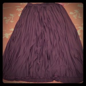 Xhilaration maroon midi skirt