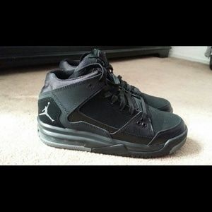 Black jordans