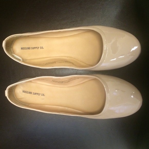 size 9 nude flats