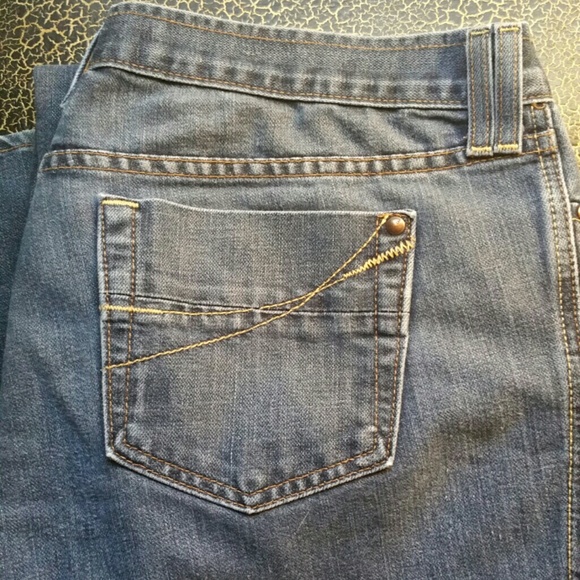 Comfortable ultra low Gap jeans.
