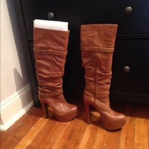 Jessica Simpson boots