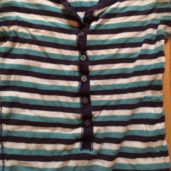 Button up tee - Picture 2 of 2