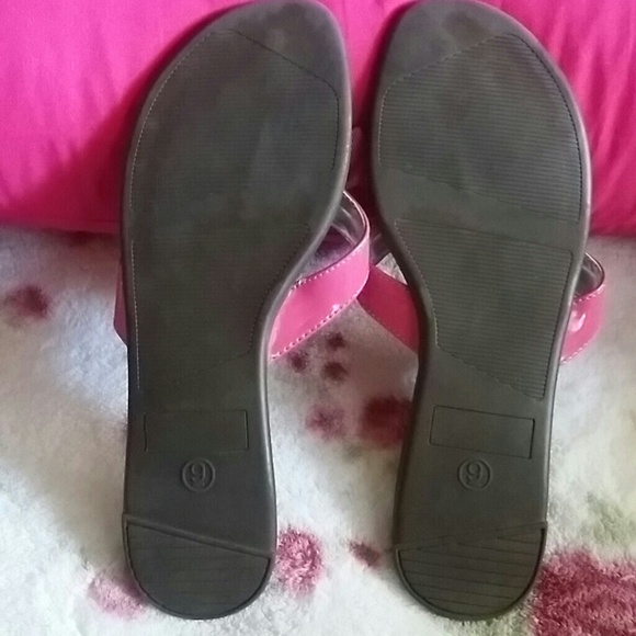 Pink bow flip flops - Picture 2 of 2