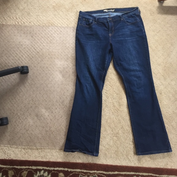 Old Navy sweetheart jeans