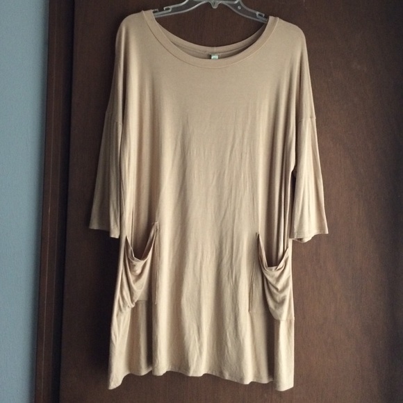 Top (could go great with leggings)