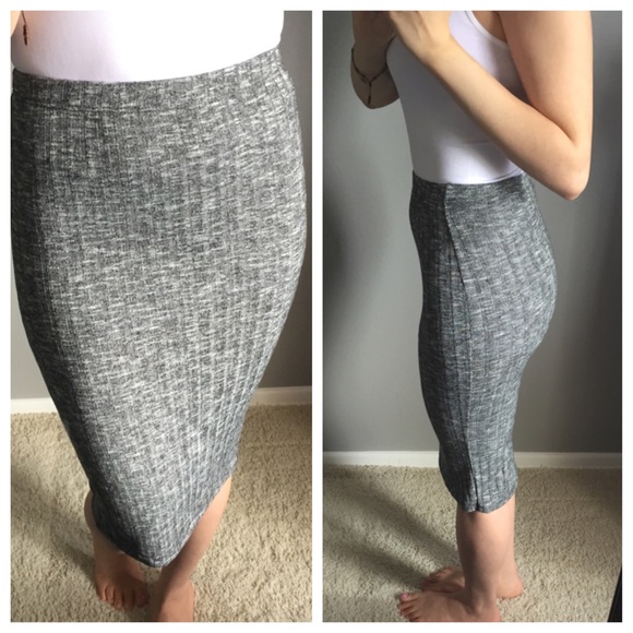 Gray pencil skirt FINAL PRICE DROP - Picture 2 of 2