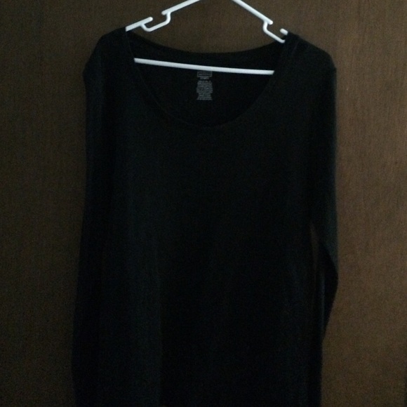 Long sleeve black shirt