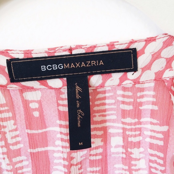 BCBGMAXAZRIA Pink & cream print silk wrap top. - Picture 2 of 4