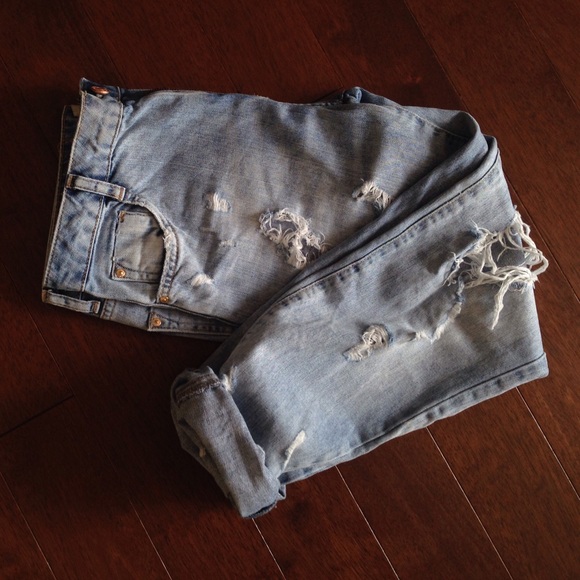 Zara Distressed Boyfriend Jeans