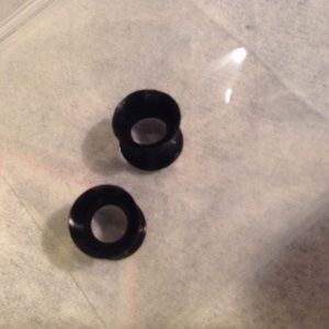 0g Black silicone Plugs