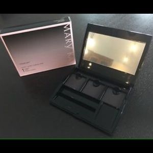 🔷Mary Kay Compact Pro Unfilled🔷