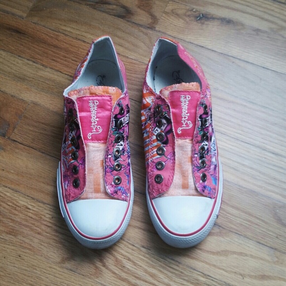 Graphic sneakers