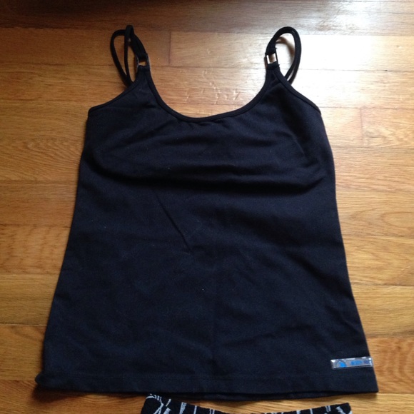 Workout gear - Picture 1 of 4