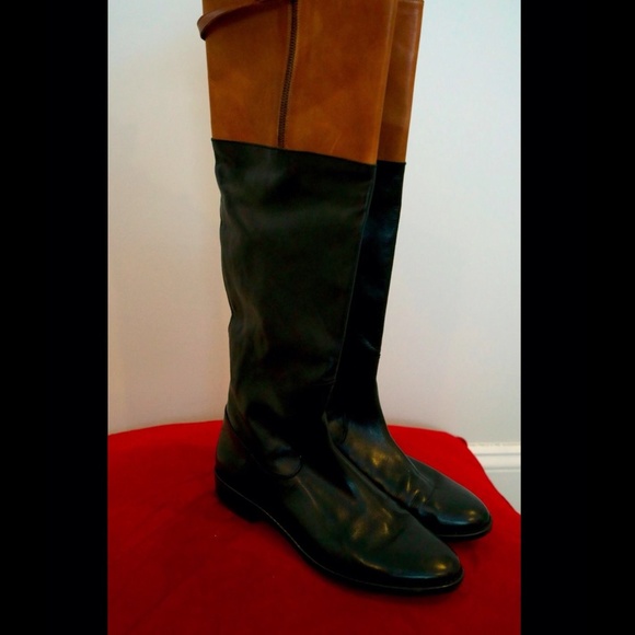 Stuart Weitzman Shoes - Stuart Weitzman Upbeat Leather Two Tone Boots 7