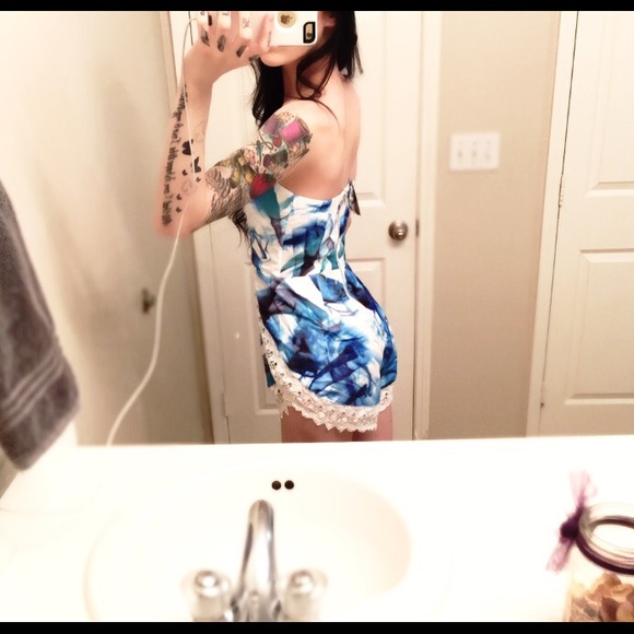 Watercolor Playsuit 💙 - Picture 2 of 4