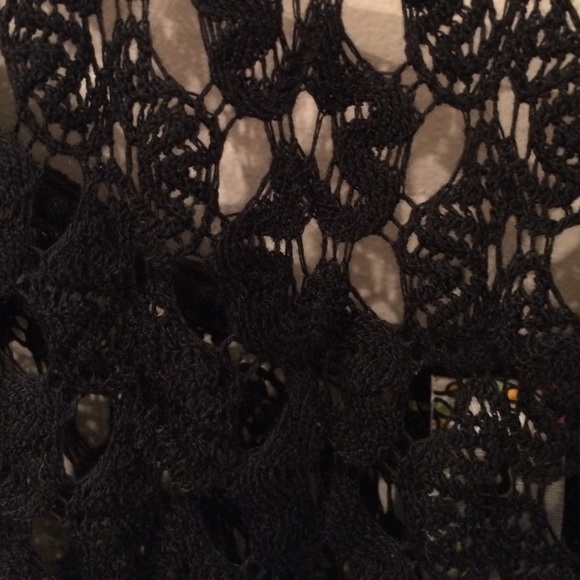 Thin, patterned sweater/top - Picture 2 of 2