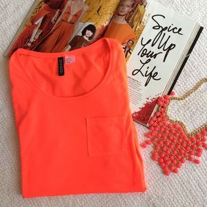 H&M Tops - πPM EDITOR PICK!!!π Neon Orange Hi-Low Top H&M Tops - πPM EDITOR PICK!!!π Neon Orange Hi-Low Top