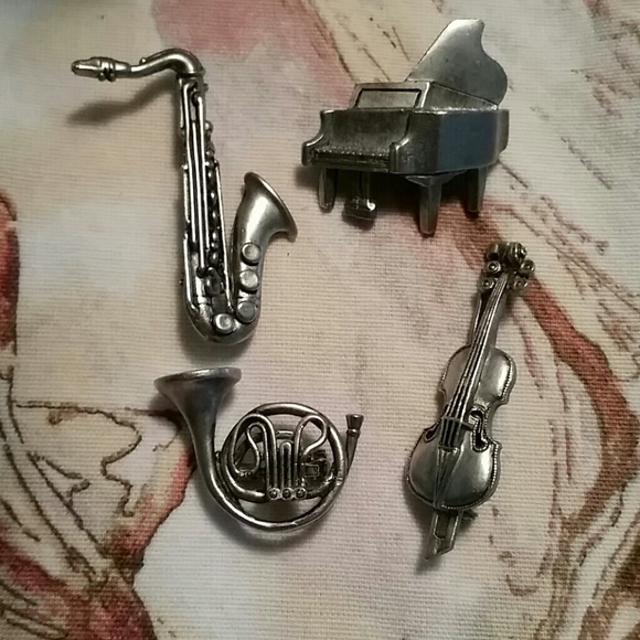 Set of 5 pins