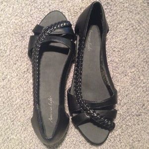 Never worn! Black American eagle flats