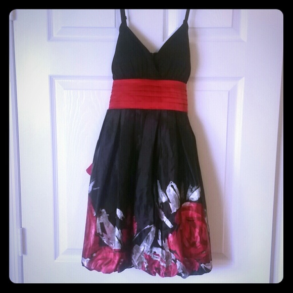 Black & red dress