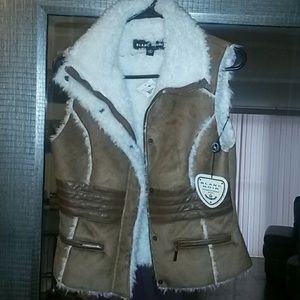 Camal vest