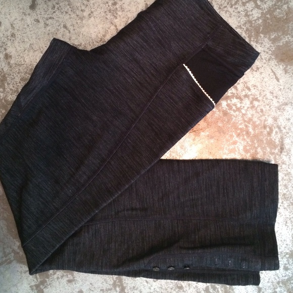 Like New Lululemon Cropped Leggings