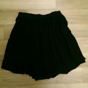 Black American Apparel Skirt never worn!