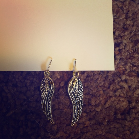 Small sliver wing earrings