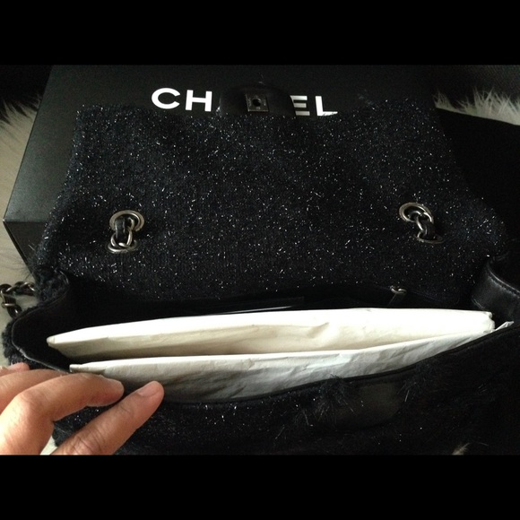 🚫SOLD!! Chanel Jumbo Tweed Flap - Picture 3 of 4