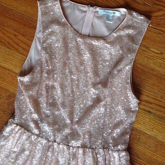 Rose gold sinch-waisted sequin dress