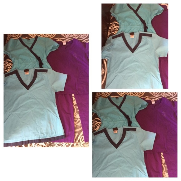 Scrubs bundle in great condition