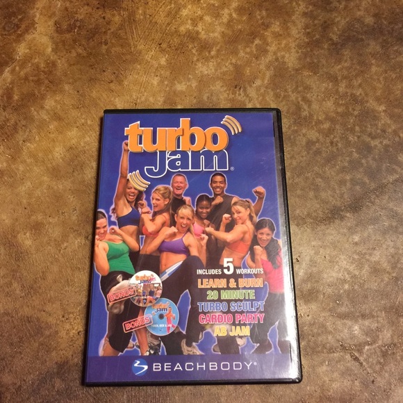 Beach Body's Turbo Jam With Chalene Johnson!