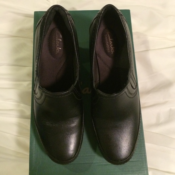 Sold in bundle. Clark's Black Bootie