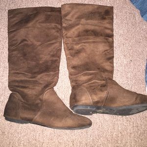 Brown boots