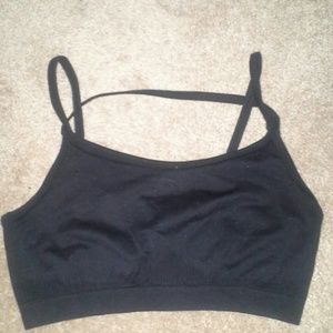 Fabletics by Kate hudson sports bra