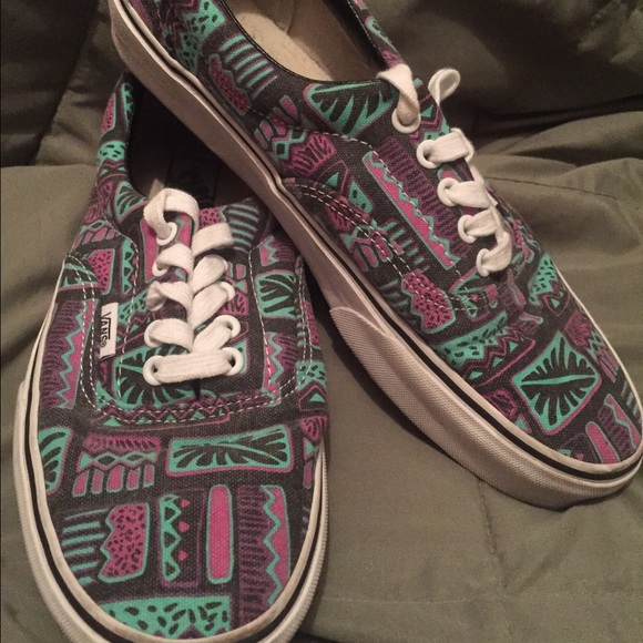 Van Doren Maui era vans