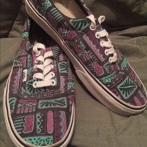 Van Doren Maui era vans