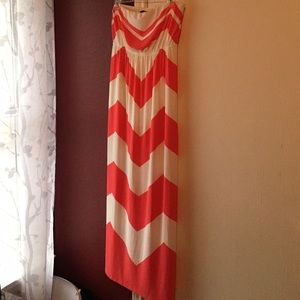 Moa Moa clothing: Coral/White Chevron Maxi Dress